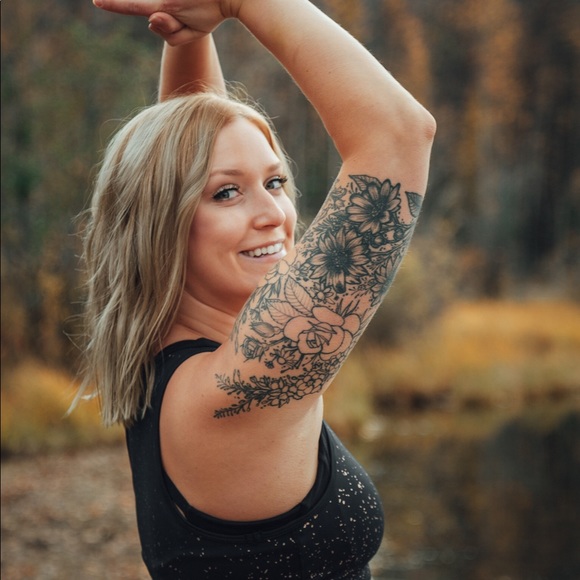 Meet your Posher, Kimberly - Picture 2 of 4